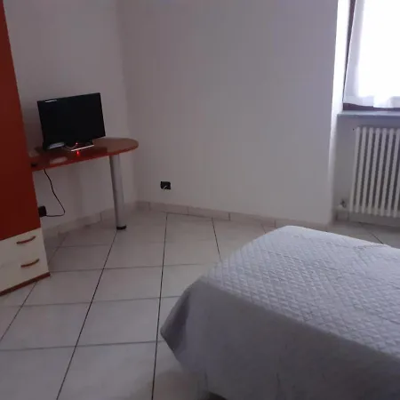 Corte Dei Sentieri 1 * Pecetto di Valenza